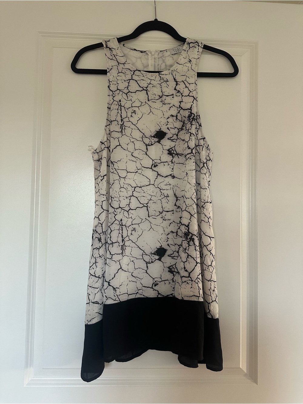 Tobi Black & White Marble-Print High-Low Dress